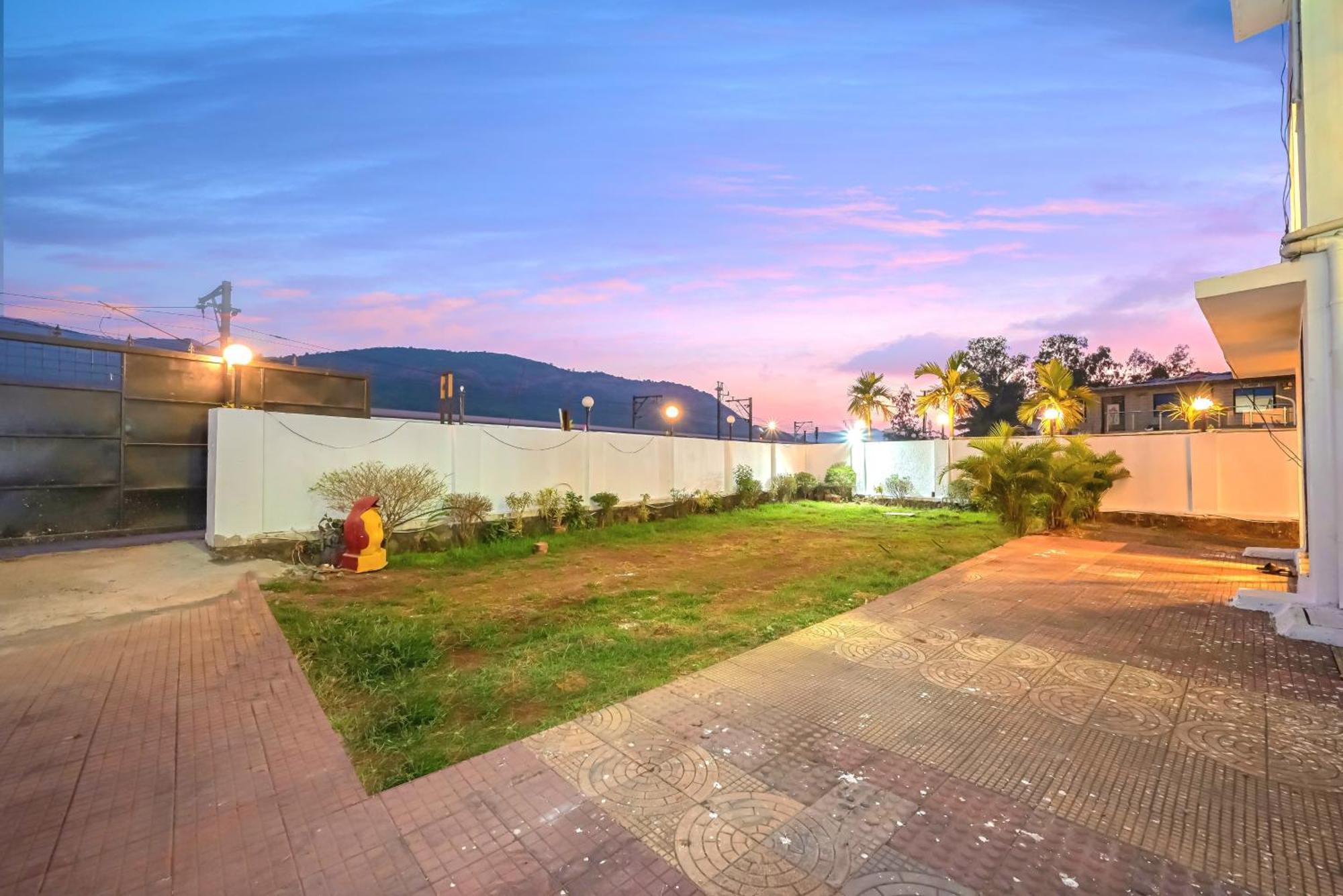 Empyrean Stay II 6Bhk Big Daddy Villa Ll Ac II Pvt Pool II Terrace View II Lux Lonavala Εξωτερικό φωτογραφία